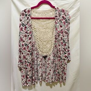 Torrid 2 Floral Crochet-Back Sweater